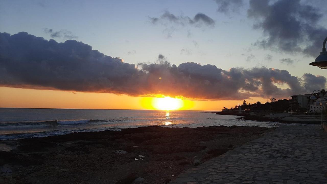 Mare Nostrum II Denia. Exterior photo